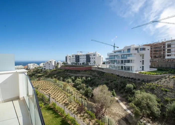 Flat Deluxe&Pool Sea View Higueron West