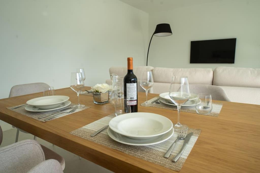 Flat Deluxe&pool Sea View Higueron West Apartment